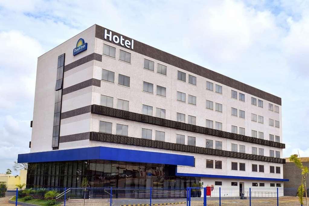Days Inn By Wyndham Cascavel كاسكافيل المظهر الخارجي الصورة